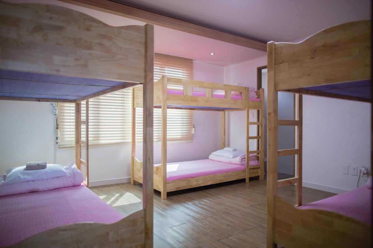 My Mother Guesthouse Чеджу Екстериор снимка